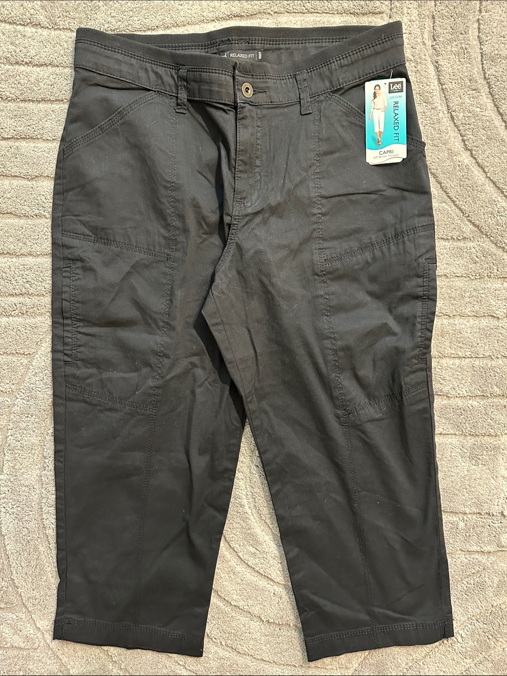Lee Black Relaxed Fit Capri